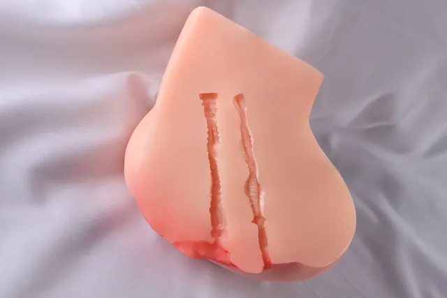 Medium Torso Masturbator 1900g UAE – Dual Channel Model — photo 7